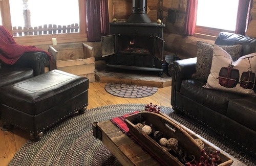 Goodman Cabin | Wisconsin log cabin: Beautiful, private, & on ATV trails along Peshtigo River