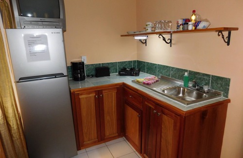 Santa Elena House | Wish Willy Getaway Cabana
