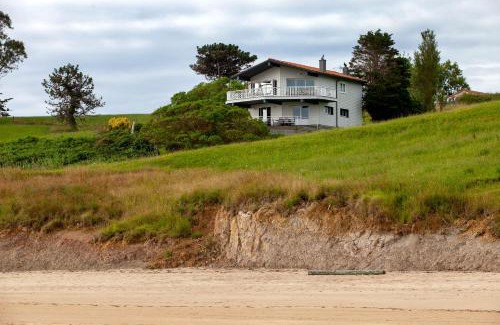 San Vicente de la Barquera House | Wishome - Casa de cuento en la playa de Oyambre, al lado de Comillas