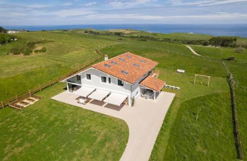 Prellezo Villa | Wishome - Villa sublime con piscina climatizada y vistas