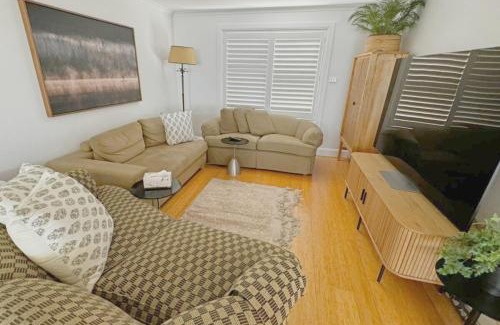 Brightwaters House | WishStay Waterfront Luxury Retreat - private pool
