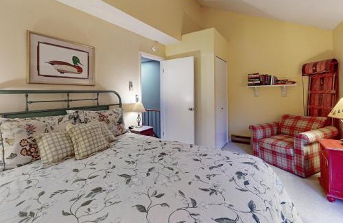 McHenry House | Wispy Wonder