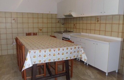 Girasole Apartment | Wisteria apartment