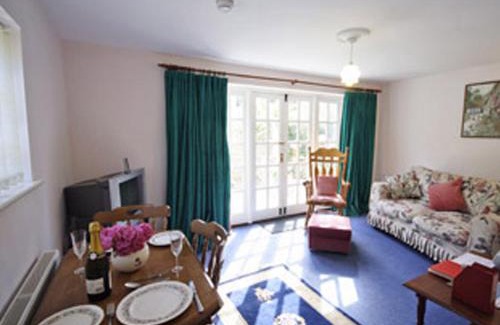 Aylsham House | Wisteria Cottage