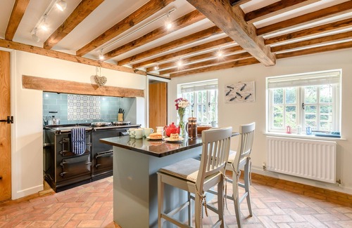 Saxmundham House | Wisteria Cottage - Snape