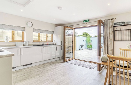 Diss Cottage | Wisteria Lodge - UKC5804