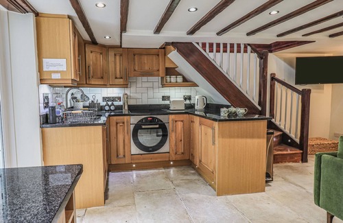 Grasmere Cottage | WISTERIA, pet friendly, with open fire in Grasmere