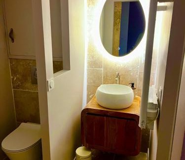 Ecully Bed & Breakfast | Wisteria Villa - Nuit Enchantée, Ecully