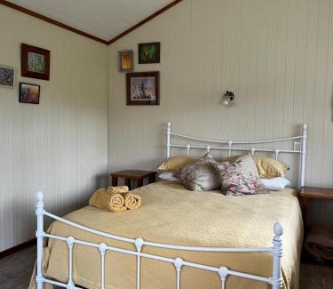 Waimamaku House | Wisteria Way