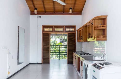 Galle Villa | Wit's End Vacation Home- Galle 10 minutes to the Galle Fort and beach
