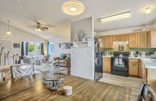 Security-Widefield House | Witches Hollow! Pet-Friendly Retreat Near Airport