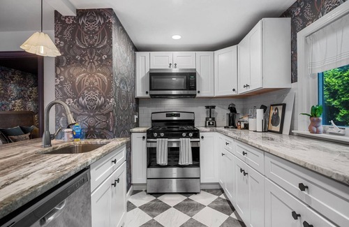 Beverly Cottage | Witchy Hideaway Cottage with AC, Outdoor Patio, Close to Salem & Downtown