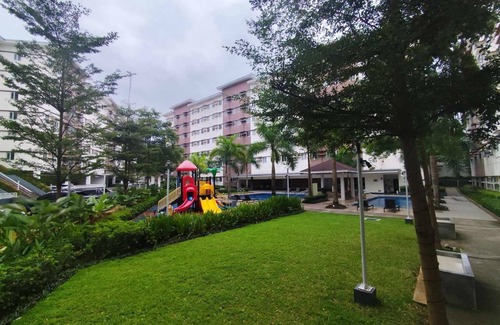 Trece Martires Apartment | With Pool Access @ Tulip Guest Suite