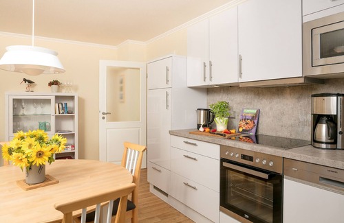 Gohren Apartment | With sea view and balcony, use of swimming pool and sauna - Sea view apartment 21