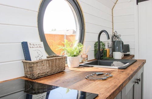 Diddlebury Cottage | Withy Willows