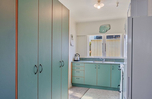 Foxton Beach House | Witsend - Foxton Beach Holiday Home