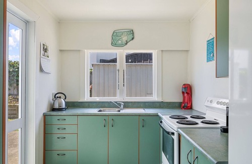 Foxton Beach House | Witsend - Foxton Beach Holiday Home