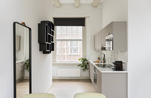 Amsterdam City Centre Apartment | Wittenberg by Cove