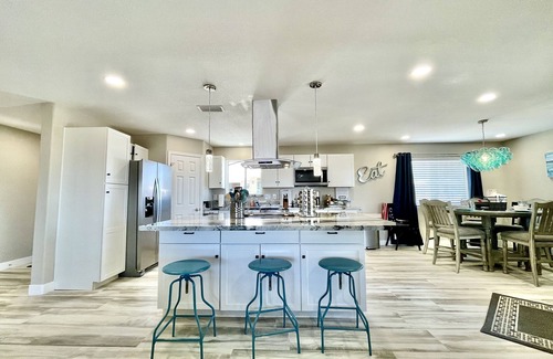 Lake Havasu City Villa | Wknd@Bernies 2Homes-2HotTubs-GAME ROOM, Private Compound-Amazing H2O/Mtn Views!