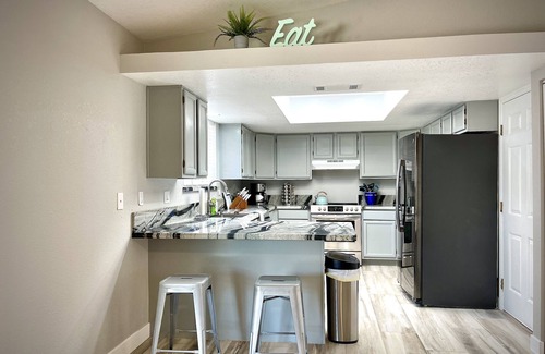 Lake Havasu City Villa | Wknd@Bernies-Romantic Secluded Desert Oasis-Cozy 2Bd Villa-Pvt Hot Tub Boat Prkg