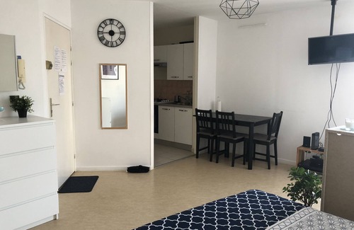 Transvaal Condo | Woézon Na Mi