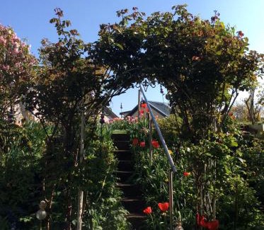 Neustadt-Gimmeldingen Apartment | Wohlfühl & Wellness Oase