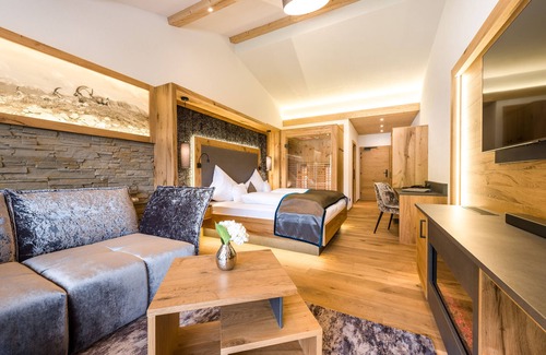 Holzgau Hotel | Wohlfühlhotel Berg Heil