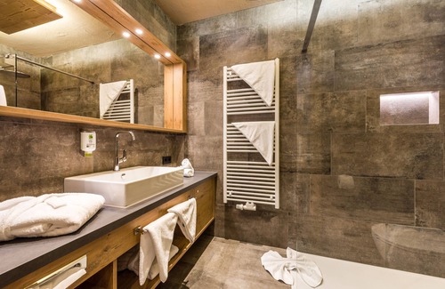 Holzgau Hotel | Wohlfühlhotel Berg Heil