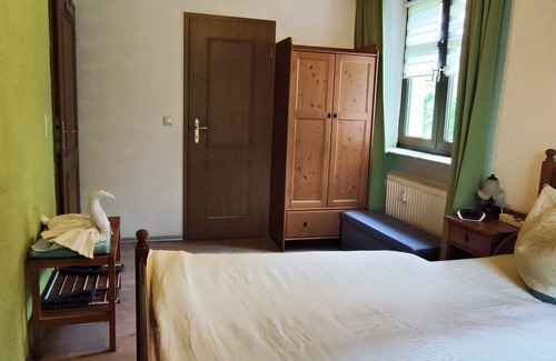 Gruenhain-Beierfeld Apartment | Wohnen am Balkon des Erzgebirges Ferienwohnung Ansimali