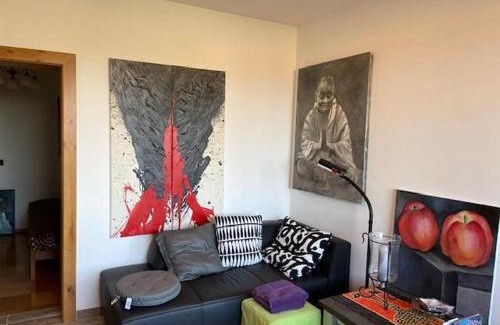 Walpersbach Apartment | Wohnen im Atelier