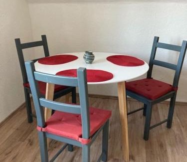 Bindersleben Apartment | Wohnen im Grünen bei der Töpferei