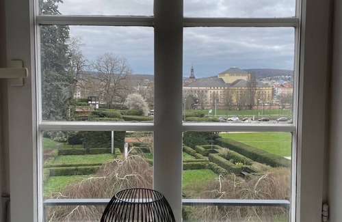 Saarbruecken Apartment | Wohnen mit Stil und Flair am Schloss - Ruhig und Doch Zentral