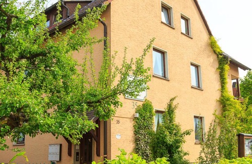 Staffelstein Apartment | Wohnung (60qm) im Erdgeschoss mit Terrasse & Garten