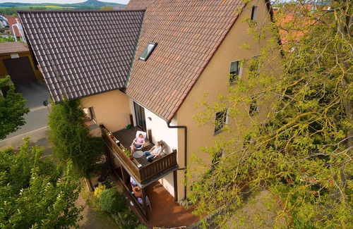 Staffelstein Apartment | Wohnung (60qm) im Erdgeschoss mit Terrasse & Garten