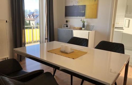 Medlingen Apartment | Wohnung Am Kreuzberg für 4 Personen