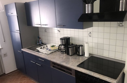 Dasing Apartment | Wohnung Anika 1 - Helle FeWo mit schönem Balkon und kostenfreim WLAN