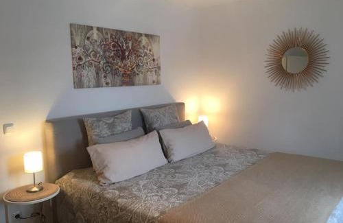 Sankt Quirin Apartment | Wohnung direkt am Tegernsee mit XL-Terrasse