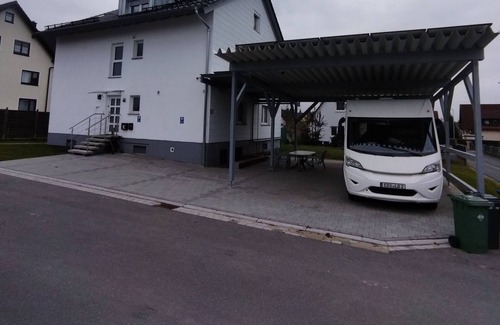Neunkirchen am Brand Apartment | Wohnung für