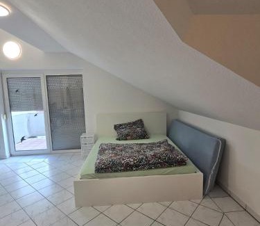 Wolfskehlen Apartment | Wohnung- ideal für Kurz- und Langzeitmiete