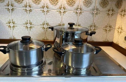 Ibbenbueren Apartment | Wohnung in Ibbenbüren mit 8 Queensize-betten