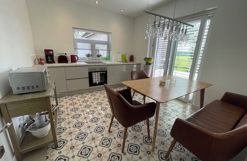 Halle Cottage | Wohnung mit 3 Schlafzimmern bis 4 Gäste
