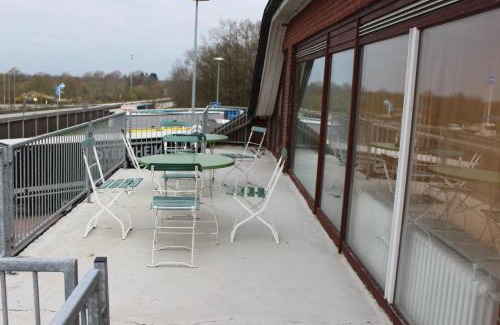 Schackendorf Apartment | Wohnung mit Trasse