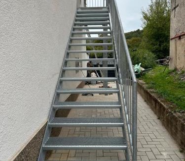 Voelklingen Apartment | WohnungTraveller Völklingen nähe Weltkulturerbe