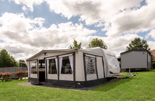 Loewenstein House | Wohnwagen für 5 Gäste mit 30m² in Löwenstein