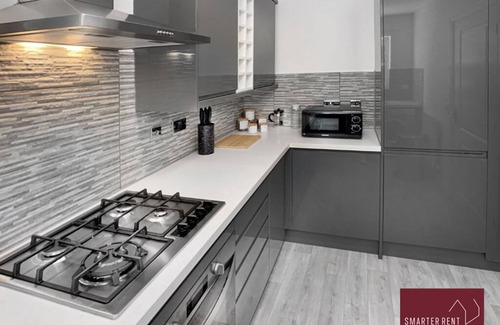 Winnersh House | Wokingham - Garden,Parking, 2Bed