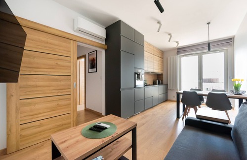 Powazki Apartment | Wola Skwer Happy Apartment