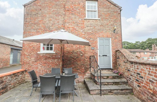 North Dalton Cottage | WOLDS WAY, pet friendly, character holiday cottage in Great Driffield