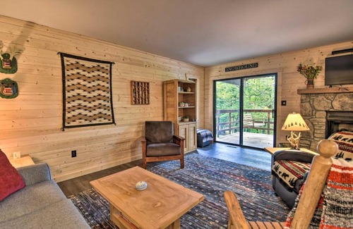 Wolf Laurel House | Wolf Laurel Resort Cabin Near Hiking and Skiing!