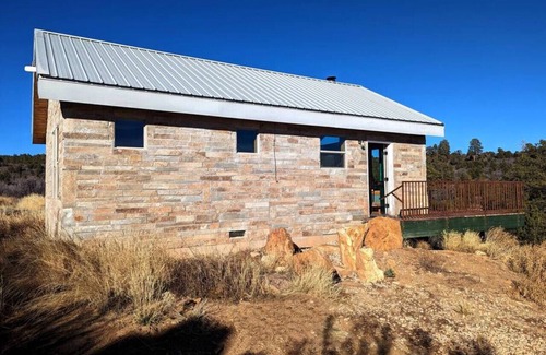 La Sal Cabin | Wolf Springs Ranch, Cabin 3