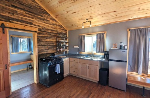 La Sal Cabin | Wolf Springs Ranch, Cabin 6